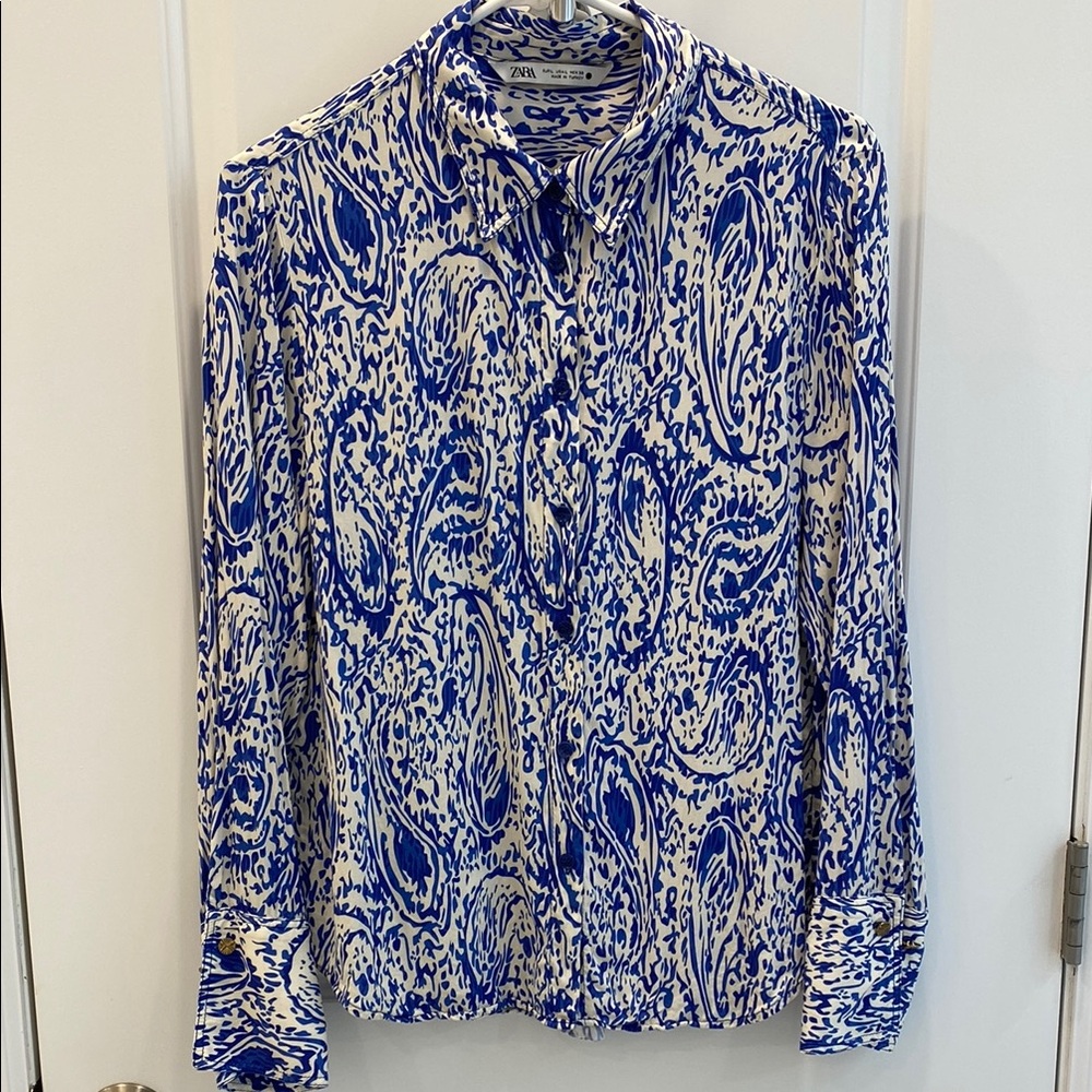 Zara Abstract Blue and White Shirt